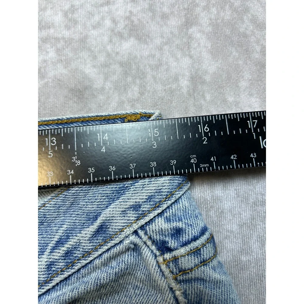 Levis 550 Relaxed Fit Jeans Mens 33x30 Light Wash Blue Denim Tapered Leg 1110